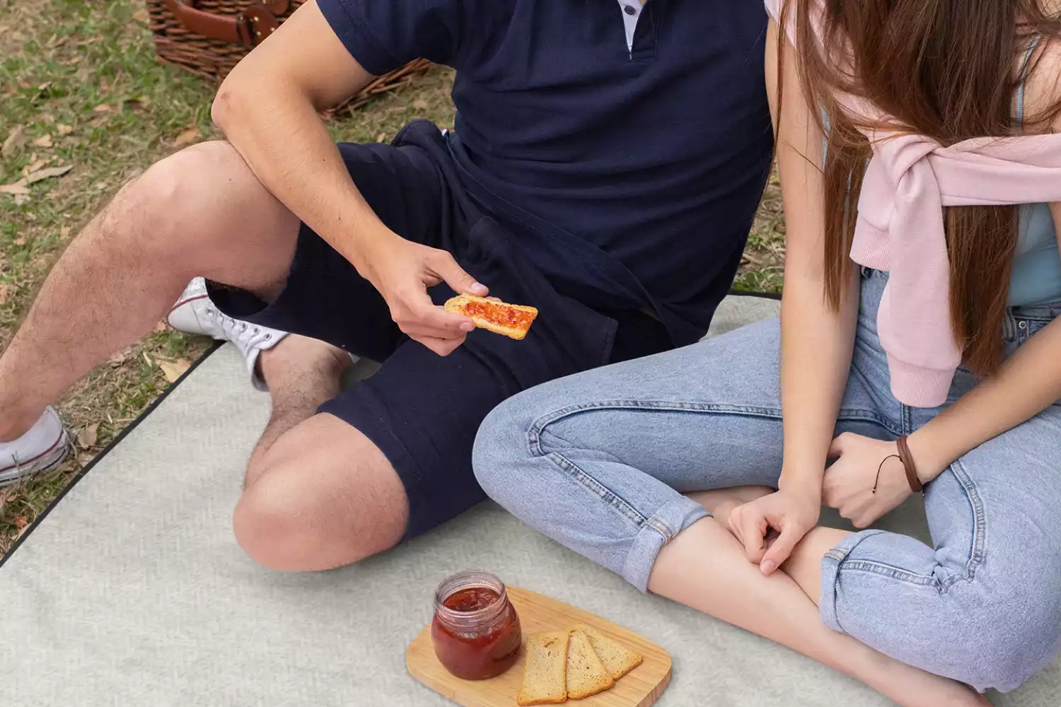 waterproof roll up picnic blanket